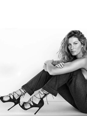 STUART WEITZMAN Legwrap Black Goose Bump Stiletto Sandal Heels 7.5